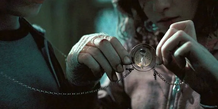 In Harry Potter And The Prisoner Of Azkaban (2004), Hermione Is Given A Device To Manipulate Time Itself To Attend Extra Classes. This Is A Subtle Nod To The Fact That Hogwarts Staff Could Have Stopped Voldemort At Any Point, But Instead Handed Time Travel To A 13-Year-Old To Manage Her Timetable