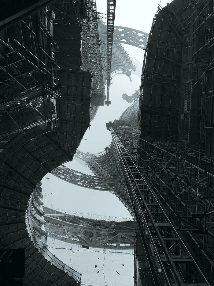 Leeza Soho Tower