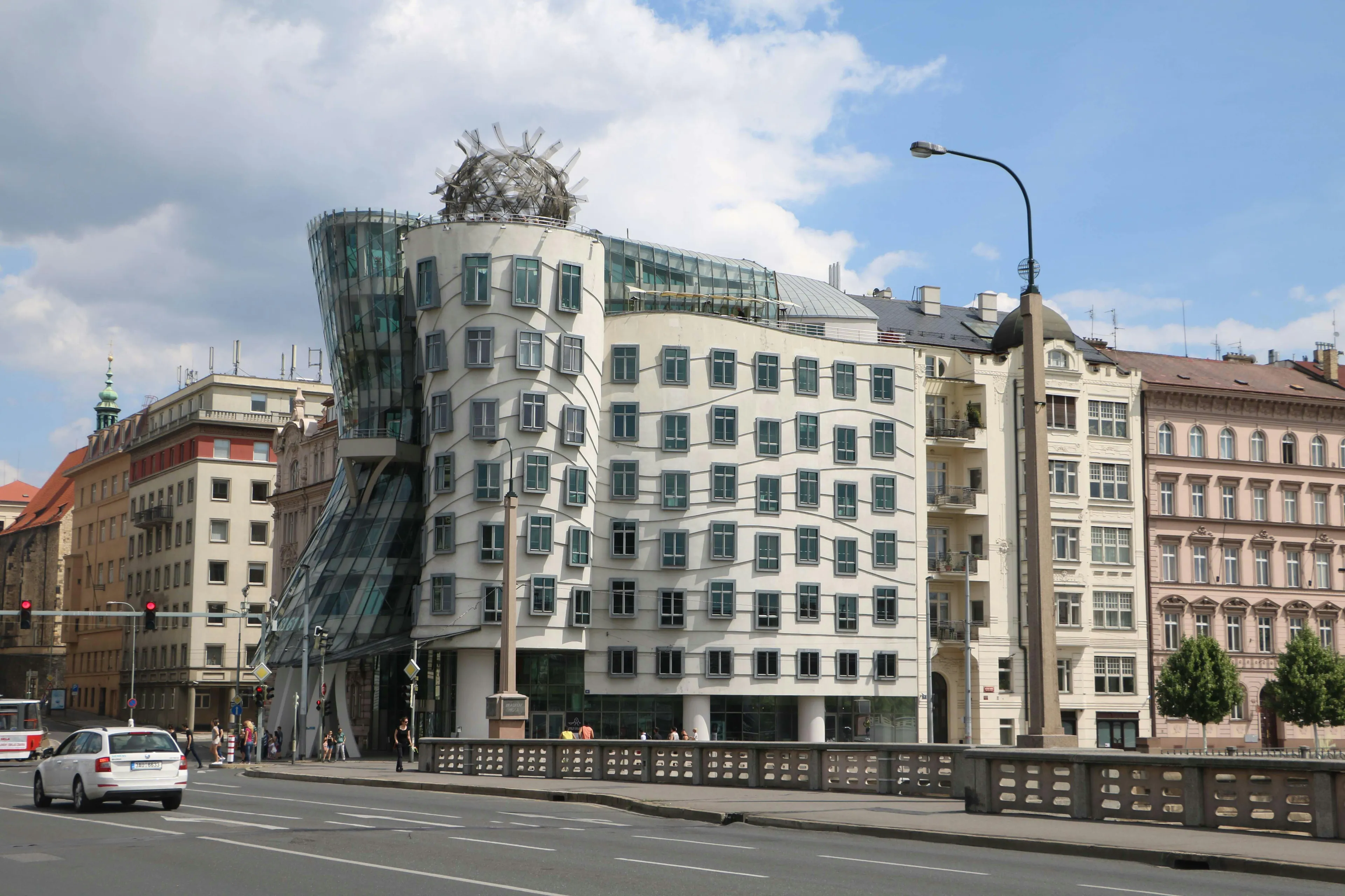 Dancing House in Prague, a unique landmark to guess the country in the 25 countries single picture challenge.