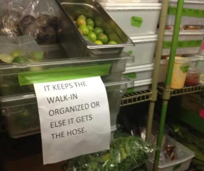 112 Server Memes That Anyone Who Has Worked In Restaurants Might Find Painfully Relatable