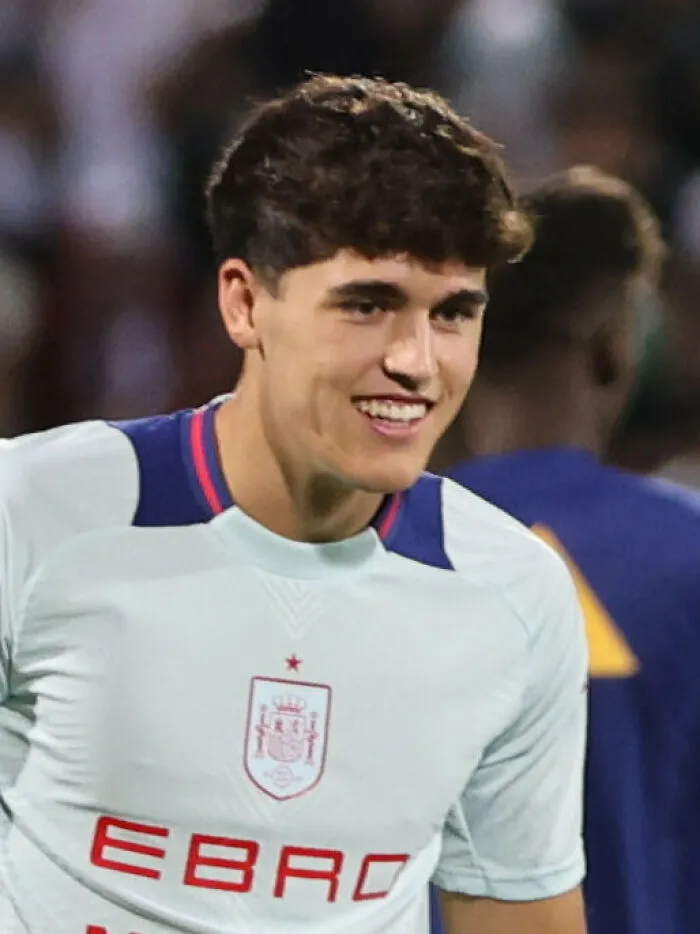 Footballer Pau Cubarsí, 19