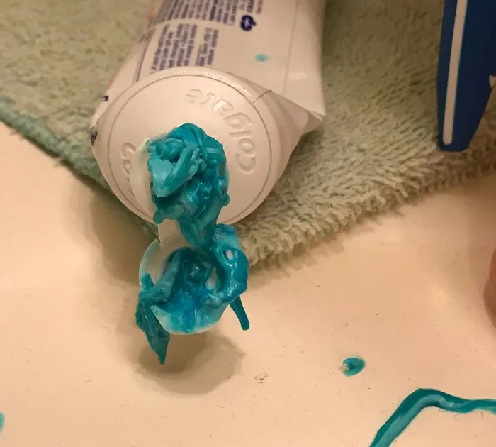 How My Roommate Uses Toothpaste