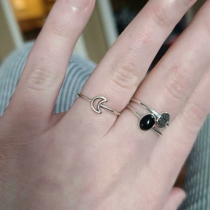 84 Small Mysteries That People Have Just Accepted That They’ll Never Be Able To Solve