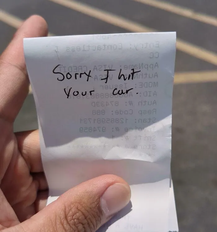 Someone Left A Note Saying They're Sorry They Hit My Car But There's No Dents Or Scratch Anywhere At All