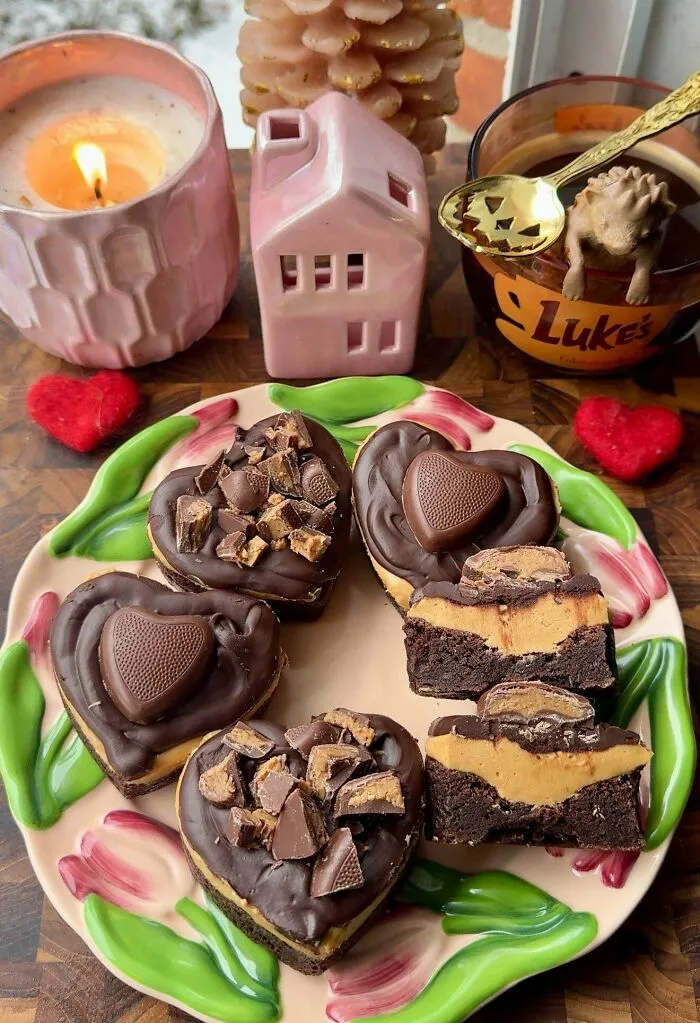 Felt Like It Was Really Important I Make Some Peanut Butter Cup Brownies So I Can Get Chocolate Wasted This Weekend