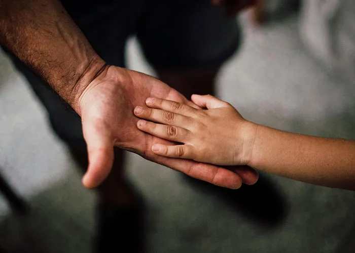 30 Wild And Heartbreaking Stories From Fathers Who Discovered Their Child Wasn't Actually Theirs