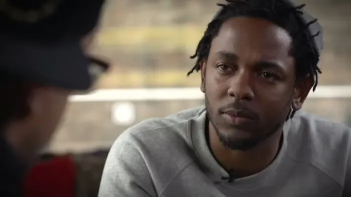 “They Didn’t Really Have Much”: People Admire These 45 Celebrities Who Once Were Dirt Poor