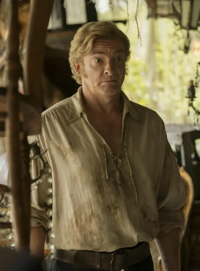 45 Film Crew Members Reveal Which Stars Were Absolute Nightmares On Set