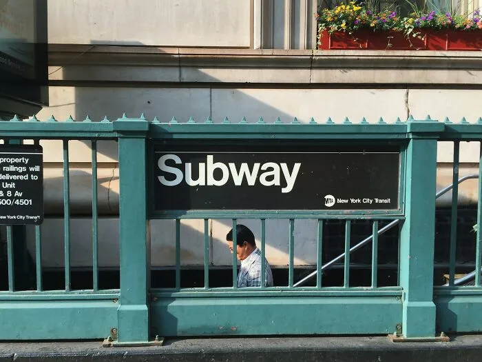 39 Unhinged Things People Did In Public That Will Probably Make You Skip Lunch