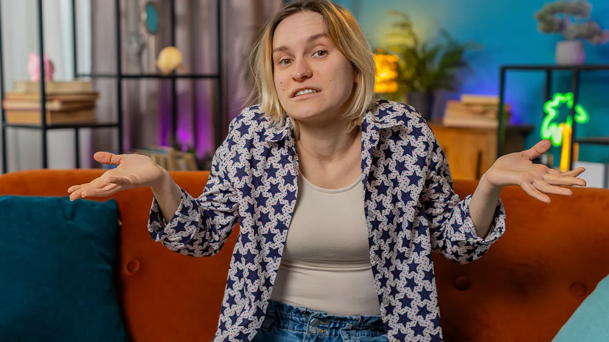 Siblings Bicker At Christmas As Entitled Sister Demands Their Mom’s Present For Herself