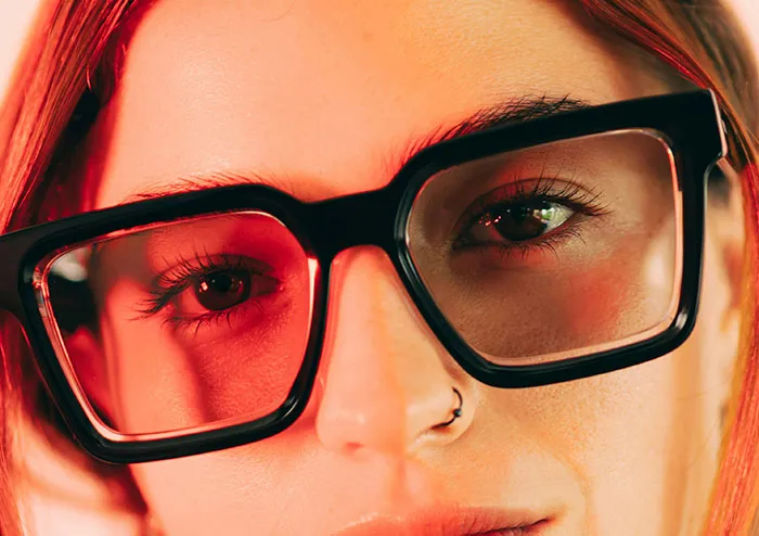 48 Guys Get Real About Female Traits That Women Think Would Win A Man Over, But Won’t