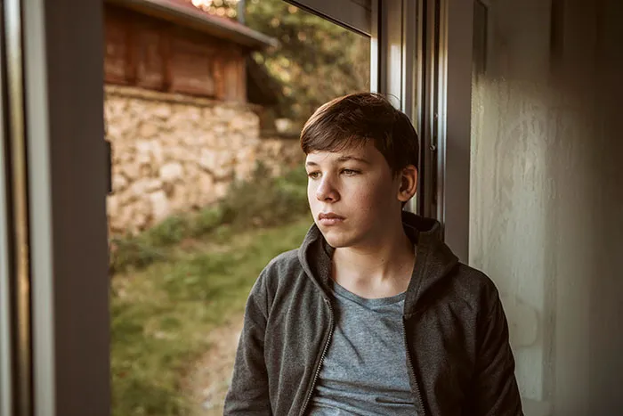 “Thought She Was Being Crazy”: 72 People Share The Close Calls They Still Think About