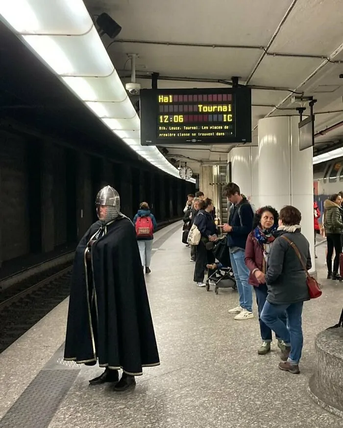 95 Bizarre Photos That Perfectly Encapsulate What It’s Like To Live In Brussels