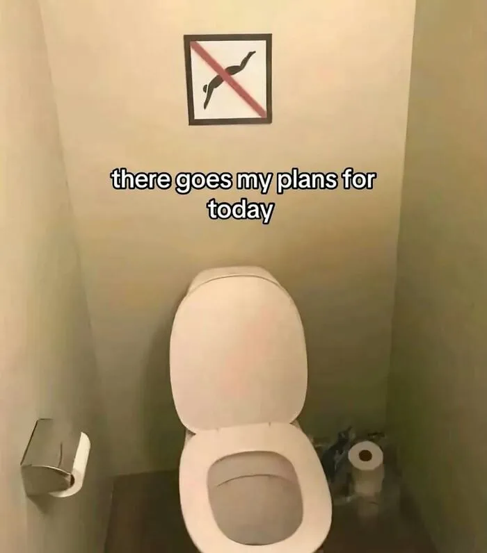40 Memes That Feel Like They Came From A Completely Different Internet