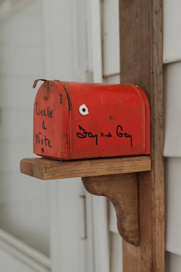 Fay And Gay: 24 Tender Moments Capturing A Life Lived Together