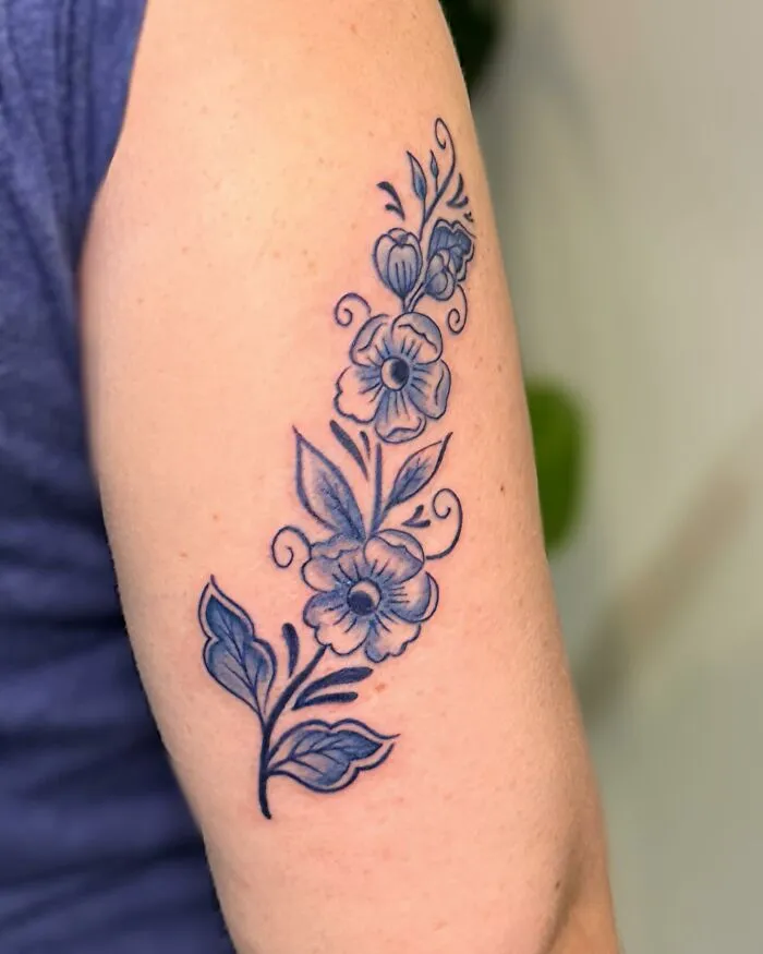 Inspired By The Old Dutch Tradition, I Started Bringing Delft Blue To Tattoos (28 Pics)