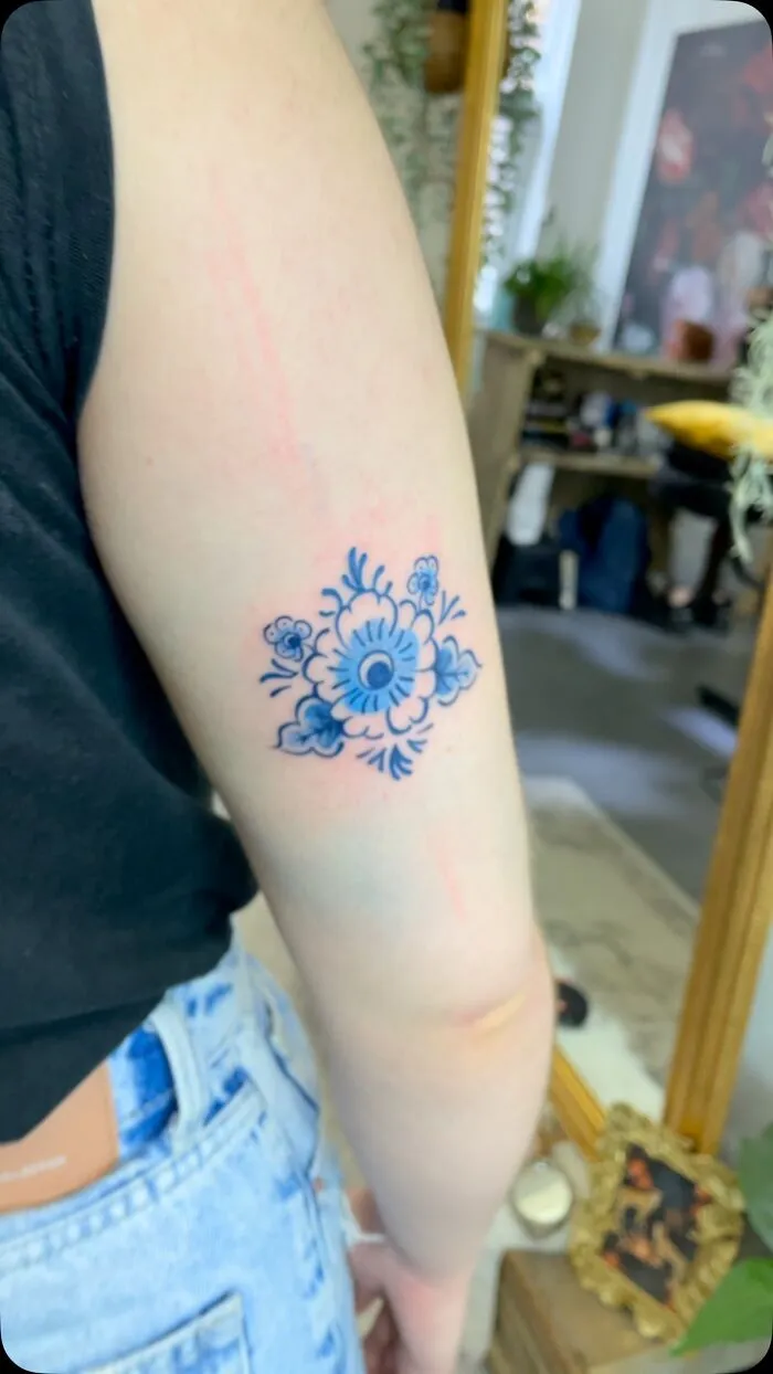 Inspired By The Old Dutch Tradition, I Started Bringing Delft Blue To Tattoos (28 Pics)
