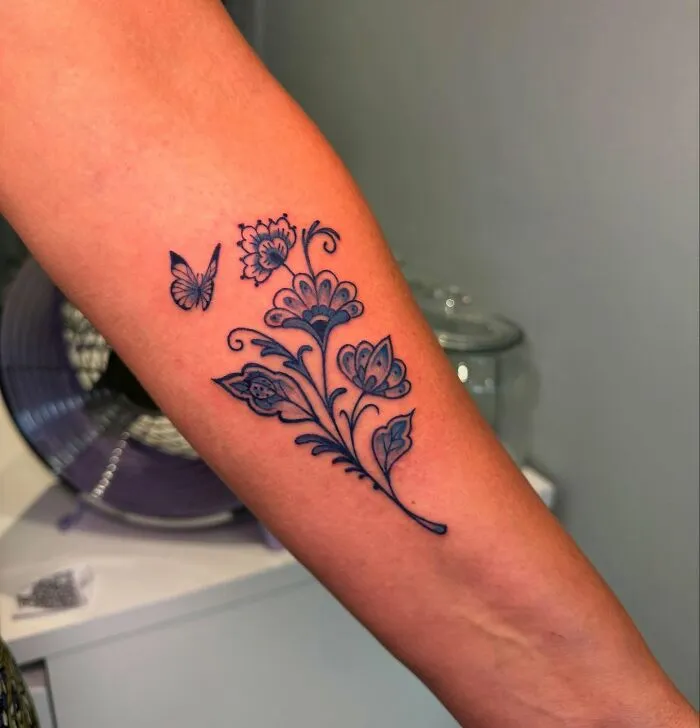 Inspired By The Old Dutch Tradition, I Started Bringing Delft Blue To Tattoos (28 Pics)