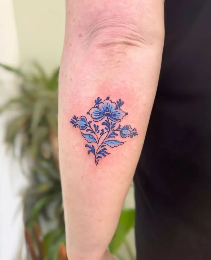 Inspired By The Old Dutch Tradition, I Started Bringing Delft Blue To Tattoos (28 Pics)
