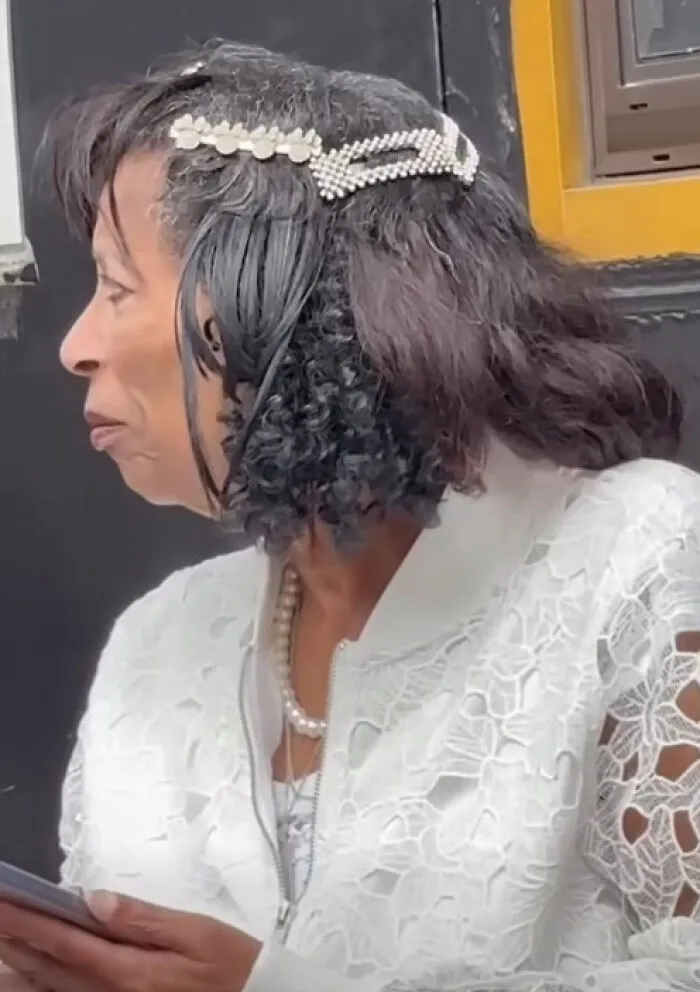 32 Cortes de pelo tan ridículos que son para llevar sombrero hasta que vuelva a crecer