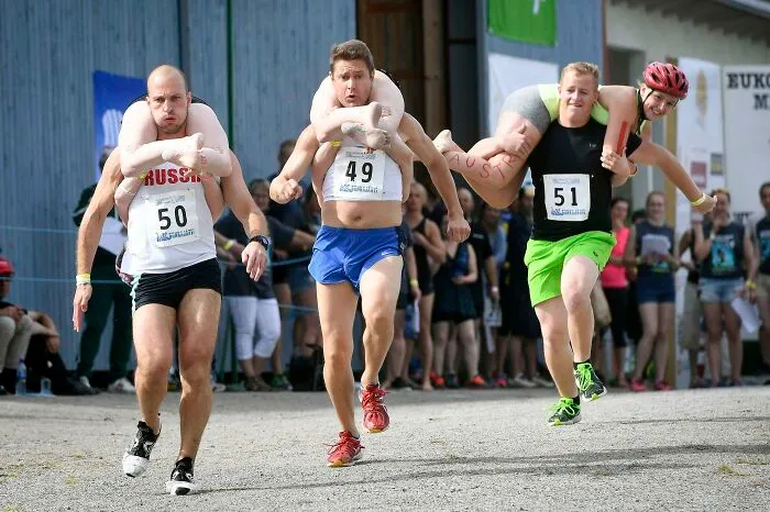 63 Traditions That Might Make No Sense But Are Still A Thing In These People's Countries