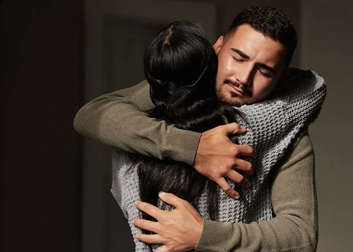 30 Of The Most Memorable Goodbyes Someone Witnessed Or Experienced