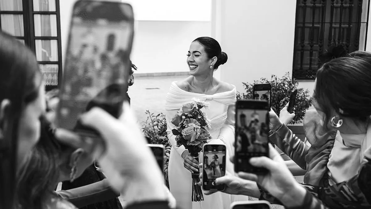 33 Powerful Wedding Photos From The 2025 FdB Awards That Celebrate Love In Its Purest Form