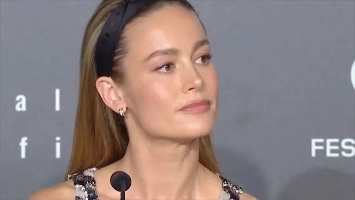 36 Times Celebrities Gave A Brilliant Comeback To Leave The Interviewer Completely Speechless