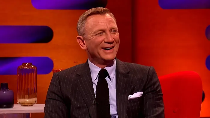 36 Times Celebrities Gave A Brilliant Comeback To Leave The Interviewer Completely Speechless