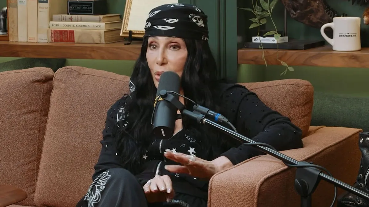 36 Times Celebrities Gave A Brilliant Comeback To Leave The Interviewer Completely Speechless