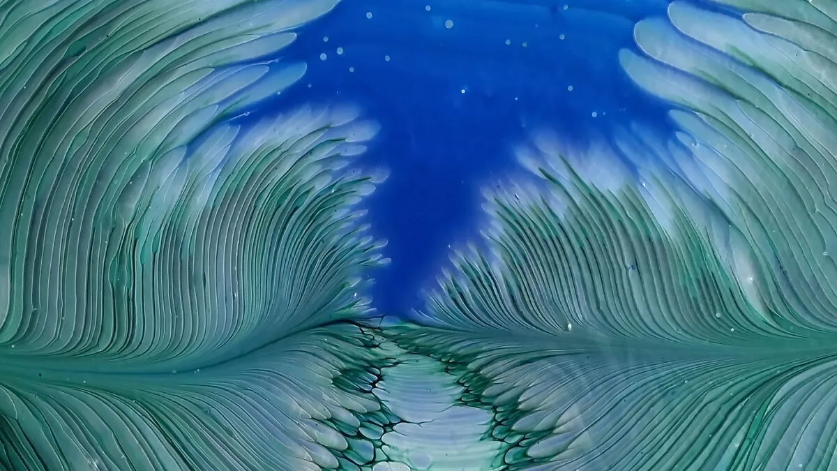 Straight Pour Acrylic Painting With Wreck:  Soft And Feathery Flow