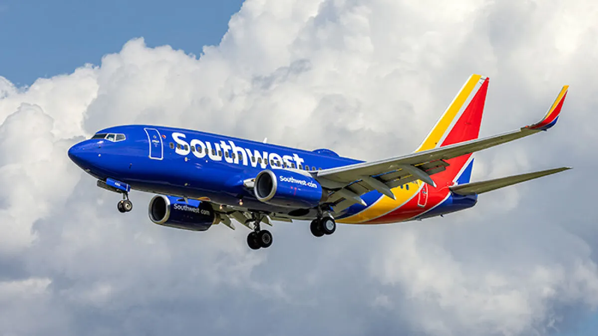“I’m Switching Airlines”: Backlash Hits Southwest As Plus Size Passengers Slam New Seating Rules