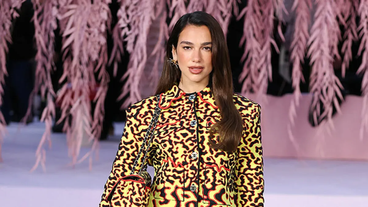 15 Worst Celeb Outfits From The 2025 Paris Fashion Week