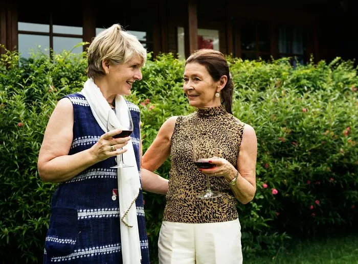 36 Extremely Overrated Adult Goals People Chase That Are A Waste Of Time
