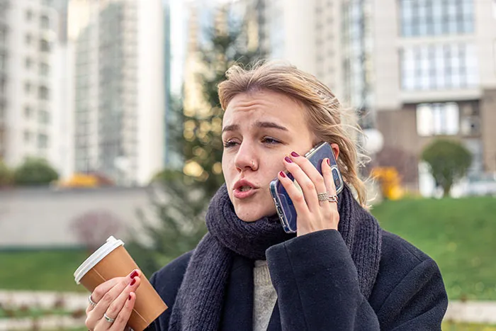 911 Operators Explain 11 Dos And Don’ts To Make Emergency Calls More Effective