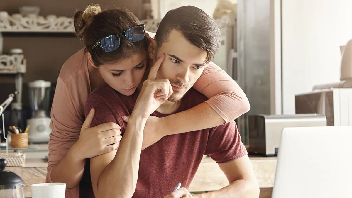 Guy Ready To Torch Wedding And House Savings For Alcoholic Friend, Fiancée Finally Hits The Brakes 