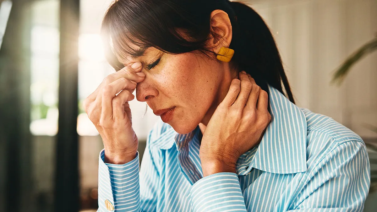 Small Business Owner Underprices Work For Friend, Upset As She Just Delays Payment Indefinitely