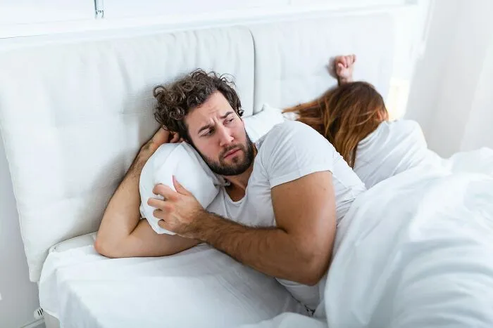 20 Personas que tuvieron que poner fin a largas amistades por buenas razones