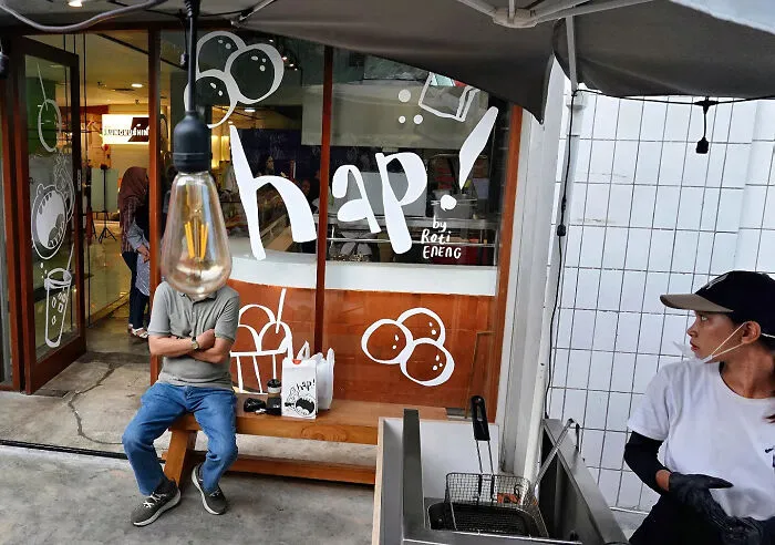 You Might Have To Look Twice At These 40 Street Photos