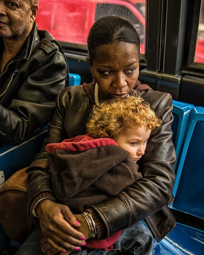 This Street Photographer Captures Raw And Human Moments In Everyday Life (40 Pics)