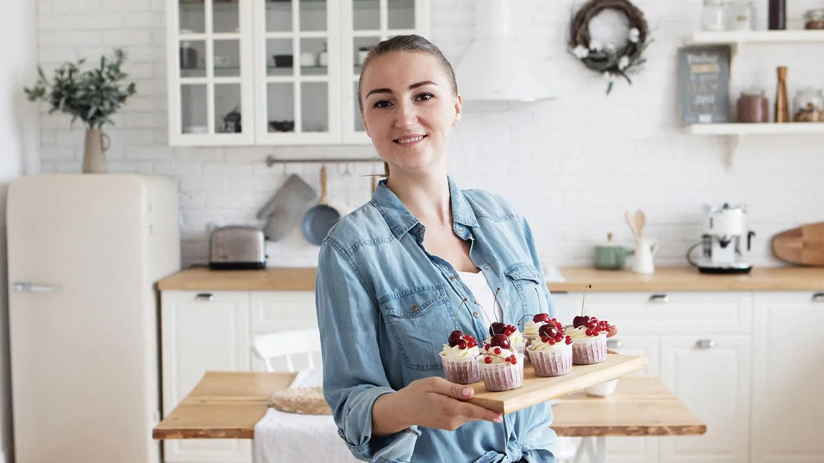 Crazy SIL Won’t Let Couple Leave Before Dessert Is Served, Issues Bizarre Car Threat