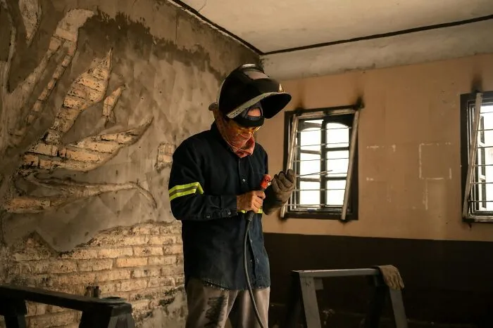 20 Hombres haciendo el ridículo al intentar imponer su dominio
