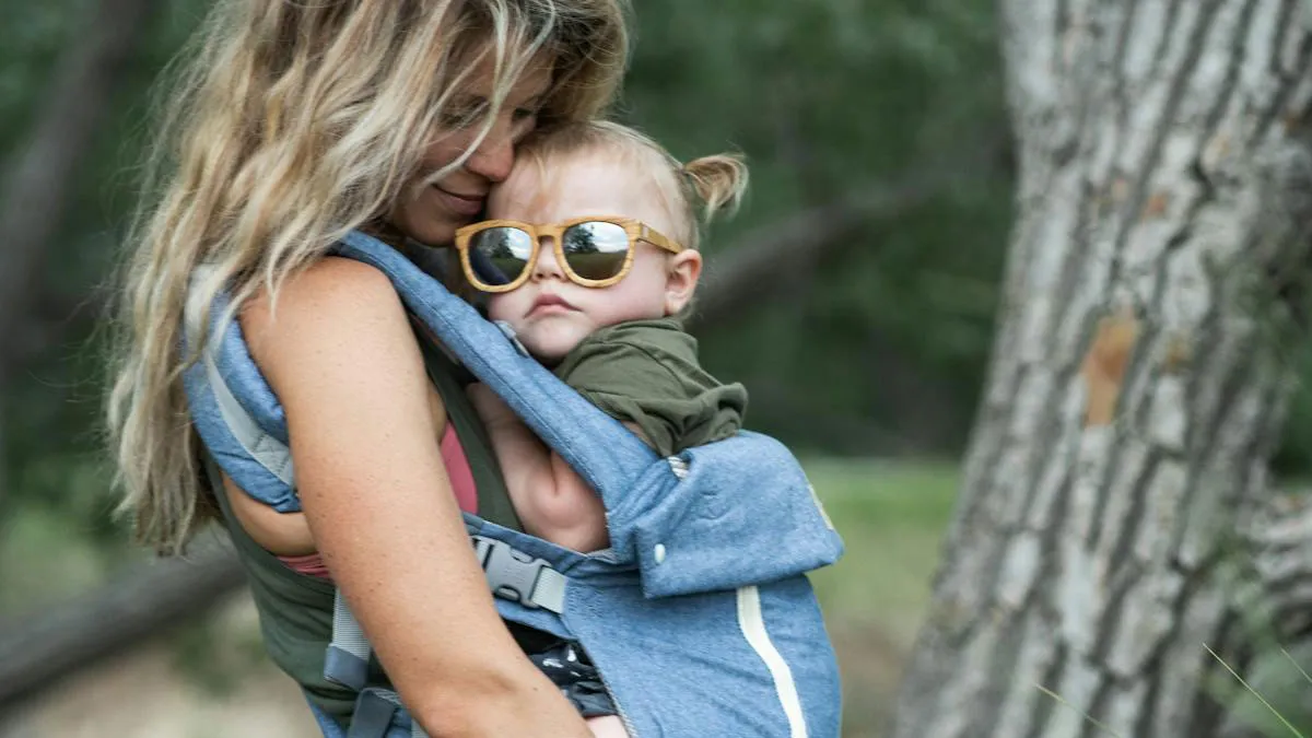 Guy Gets Yelled At For Dumping New GF After Finding Out She’s A Single Teen Mom