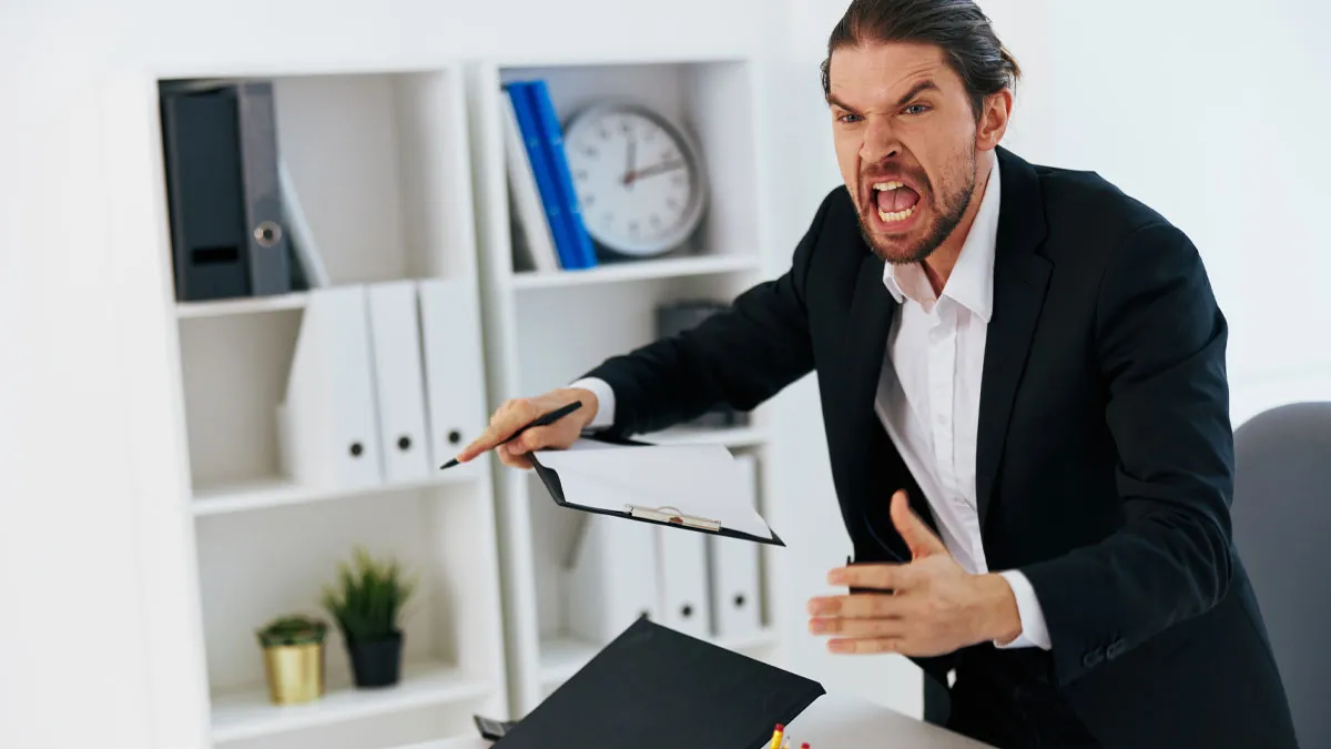 48 People Share Stories About Coworkers Acting So Unhinged They Should've Been Fired Immediately