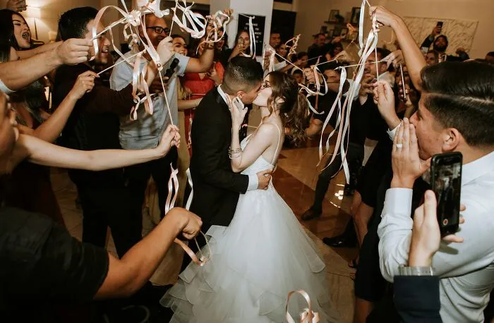 36 Extremely Overrated Adult Goals People Chase That Are A Waste Of Time