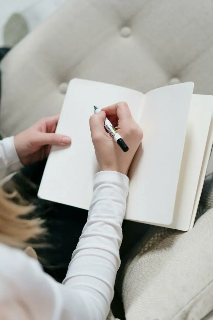“My Friends Didn’t Believe Me”: 76 Internet Users Reveal Events From Their Lives That Seem Too Wild To Be True