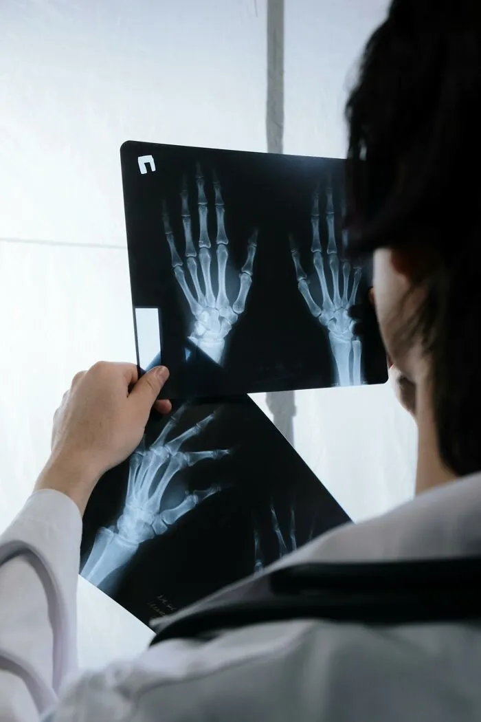 Medical Professionals Share Patient Conditions That Were A True Mystery