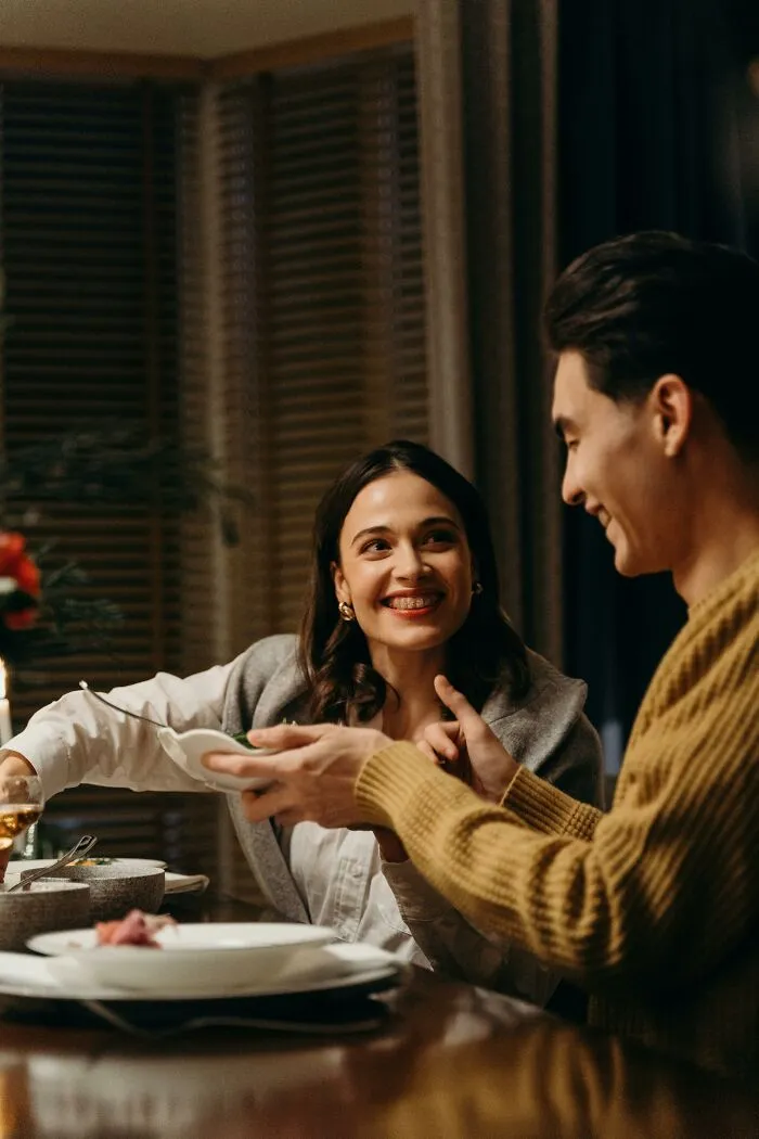 "Women Are Cats In Disguise": 69 Men Share What They Learned About Women After Living With One