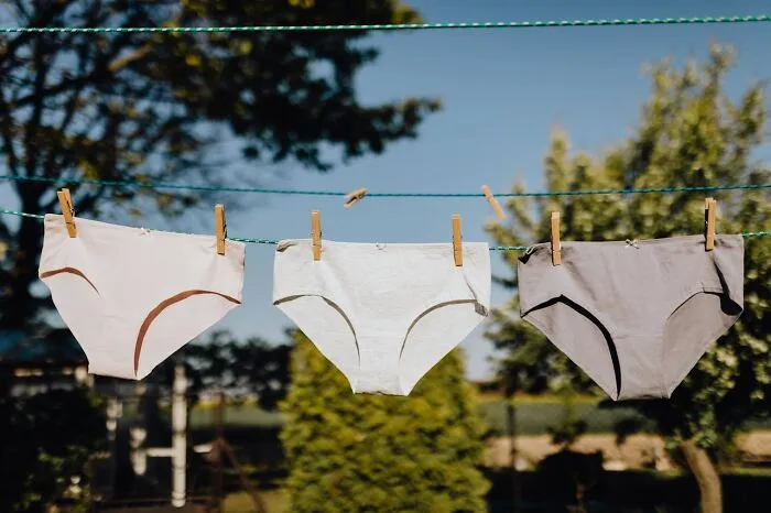33 Times People Sent The Wrong Thing To The Wrong Person And Pure Chaos Ensued