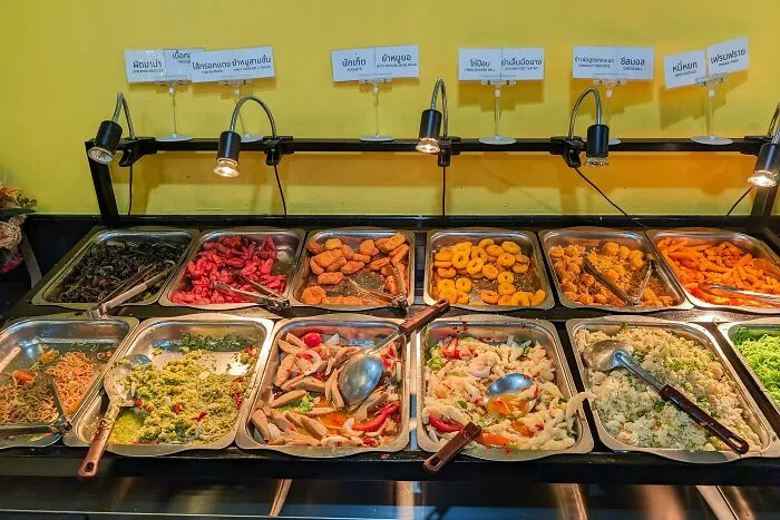 "Haunts Me To This Day": 58 Moments Workers From All-You-Can-Eat Establishments Can't Forget